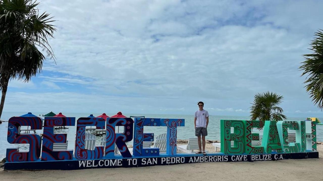 Ocean Tide Beach Resort San Pedro  Exteriör bild